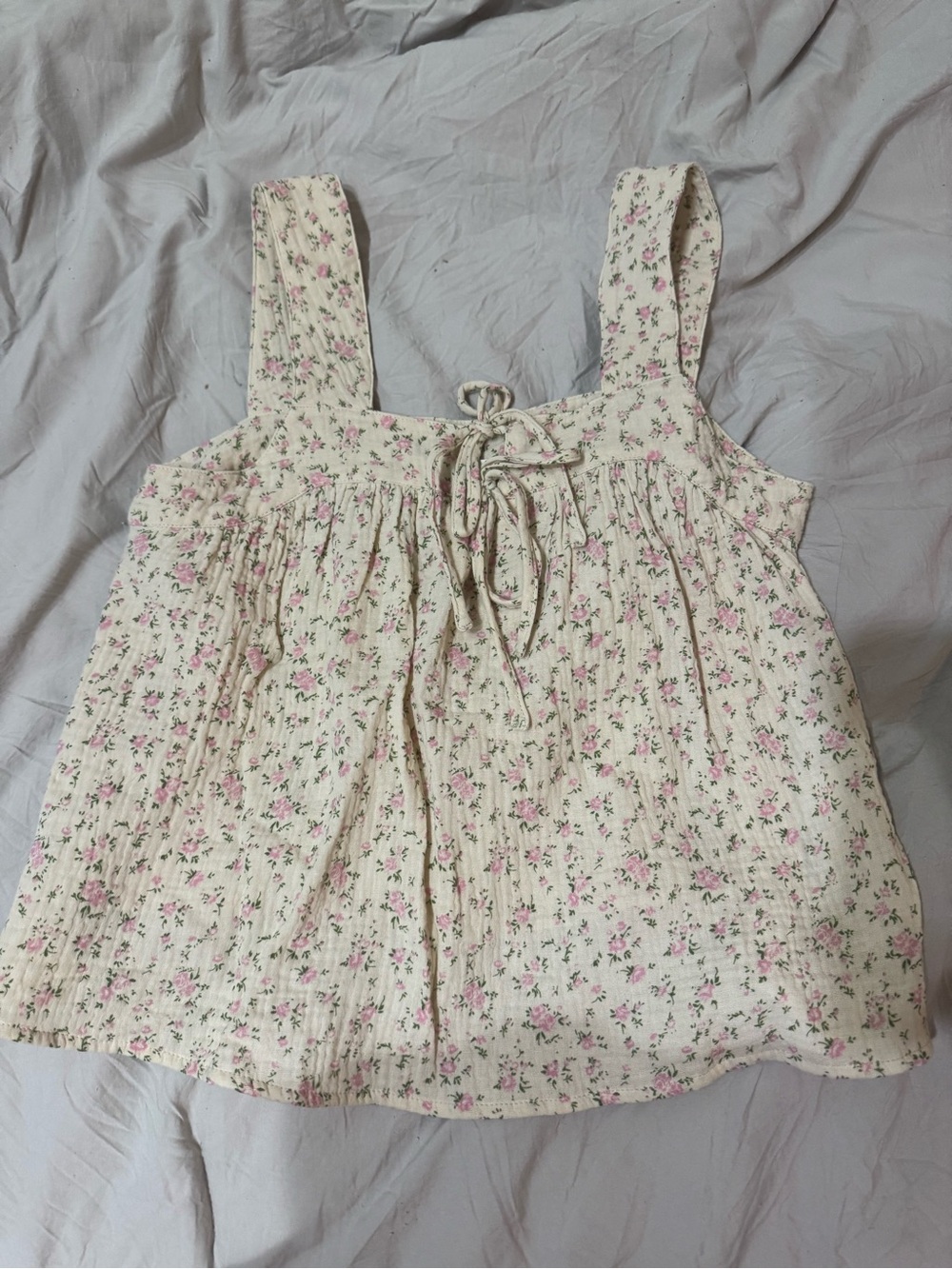 Idem Ditto Floral Tank - Picture 2 of 4